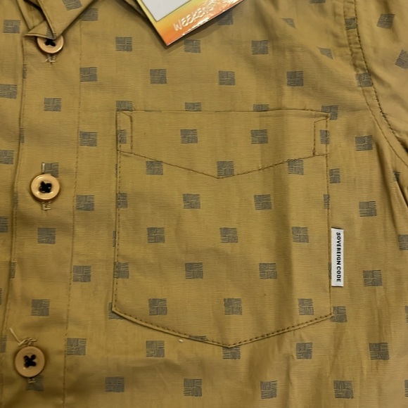 BNWT Boys Button Down Sovereign Code Shirt Size 4 - Picture 2 of 4